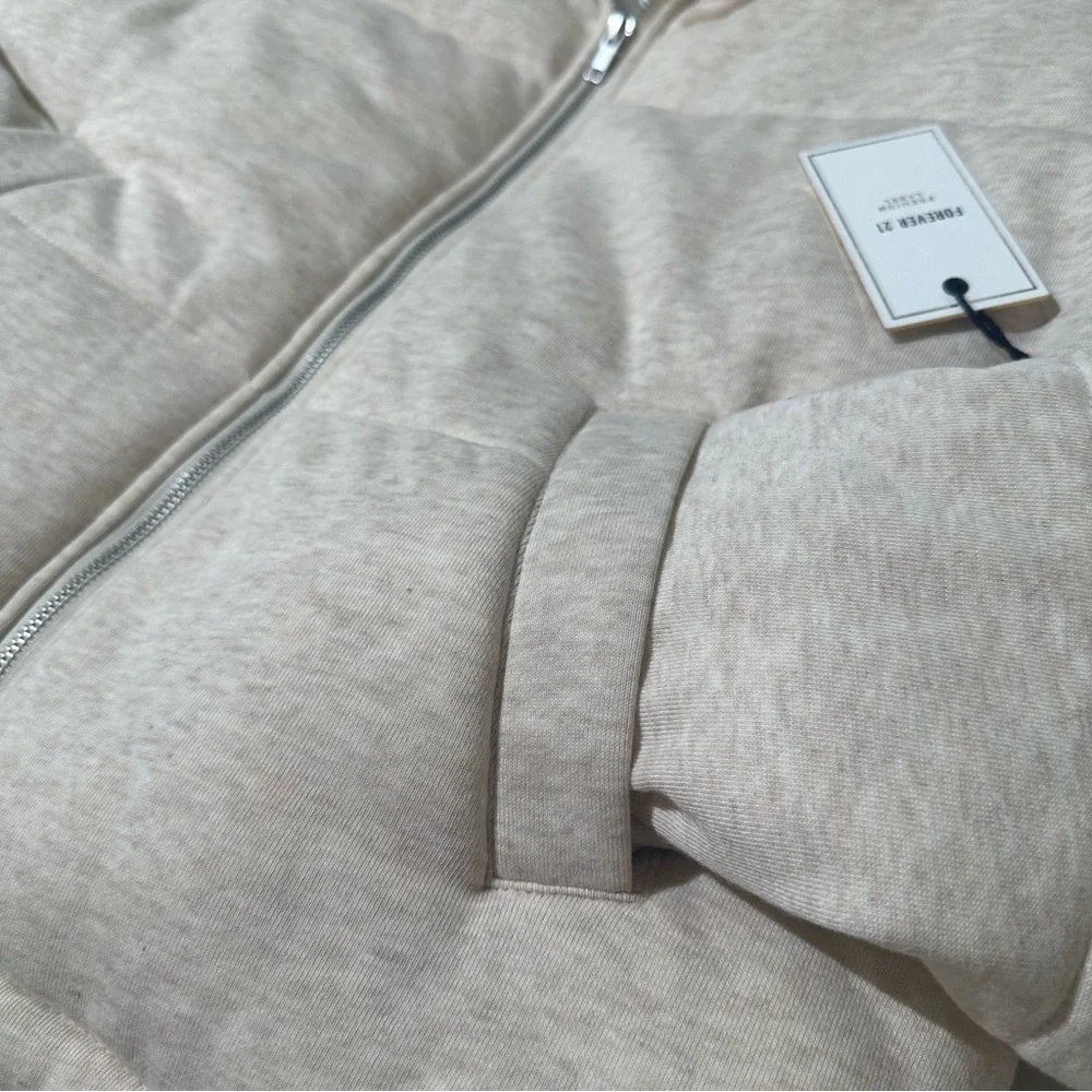 **New**Quilted French Terry Puffer sweater size s - Picture 9 of 16